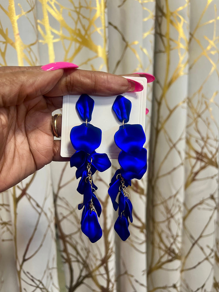 Chandelier Petal Earrings (13 colors)