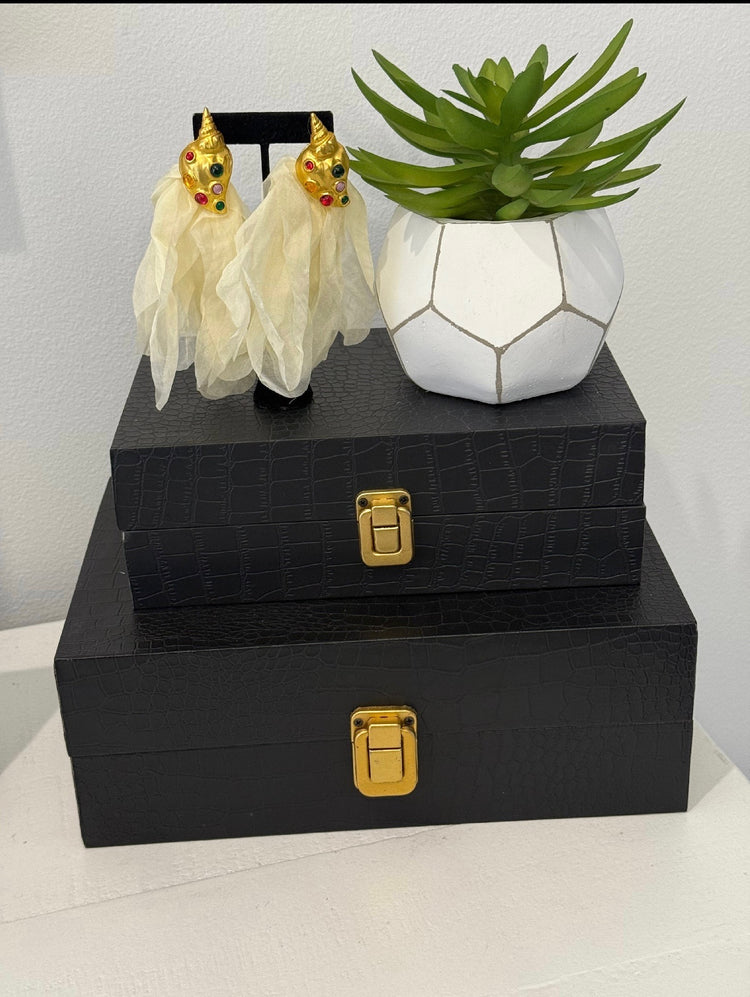 Golden Flame Drapes Earrings Alc