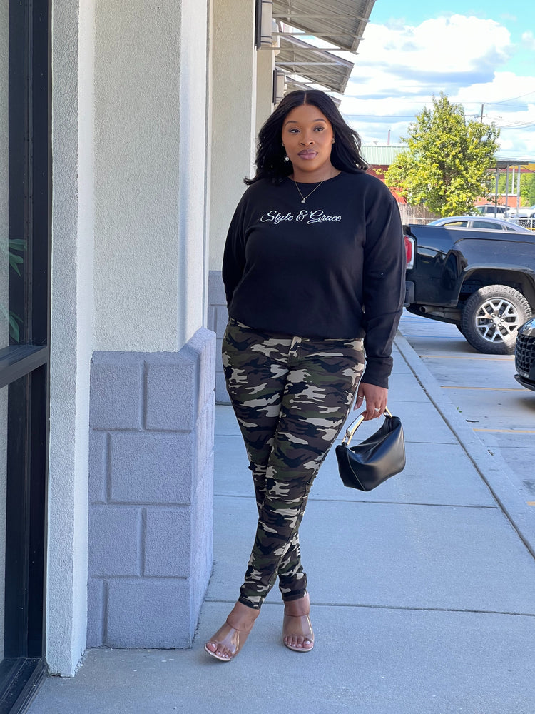 Skinny Leg Camouflage Pants Reg/Plus