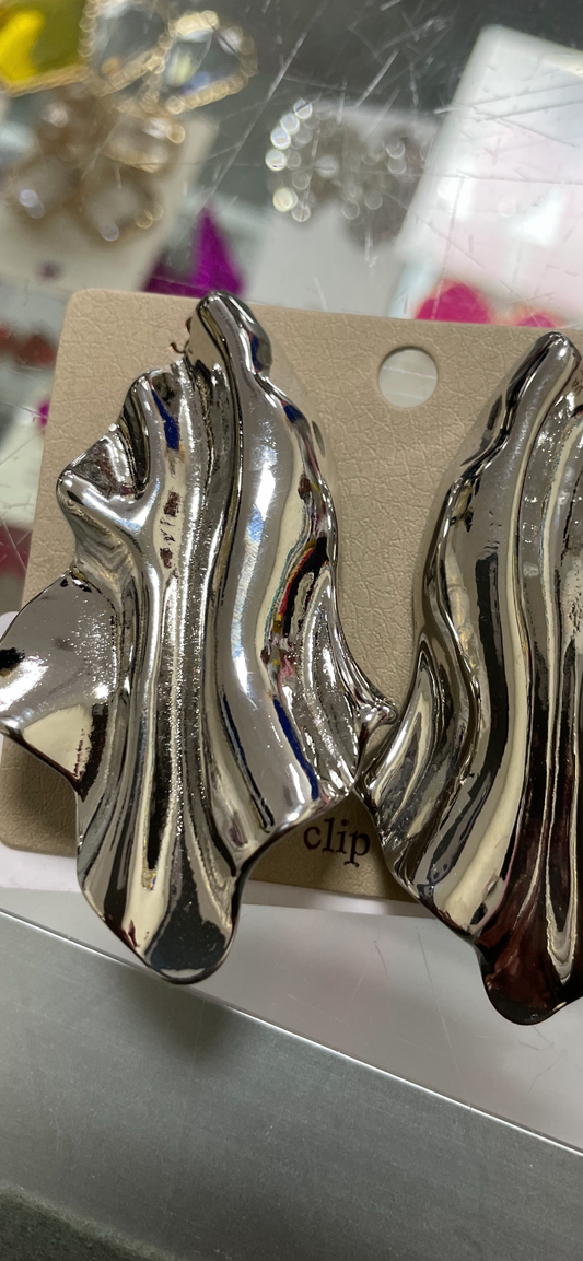 Wave Motion Earrings