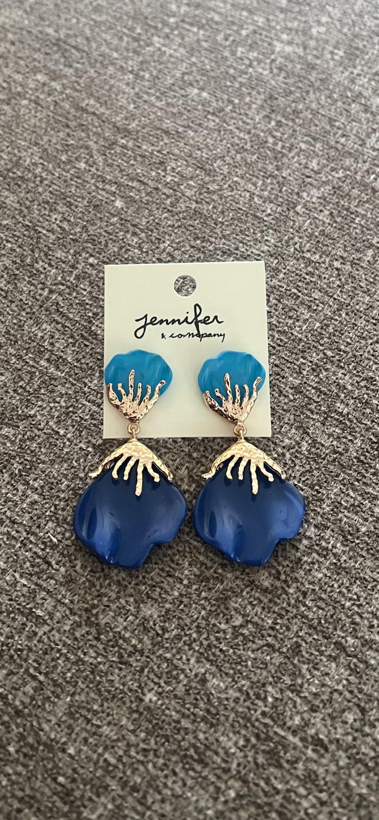 Elegant Shee Earrings-Blue Blue