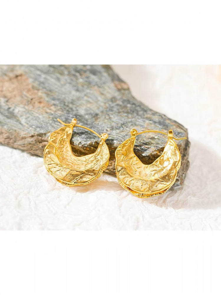 Dainty Hoop Earrings