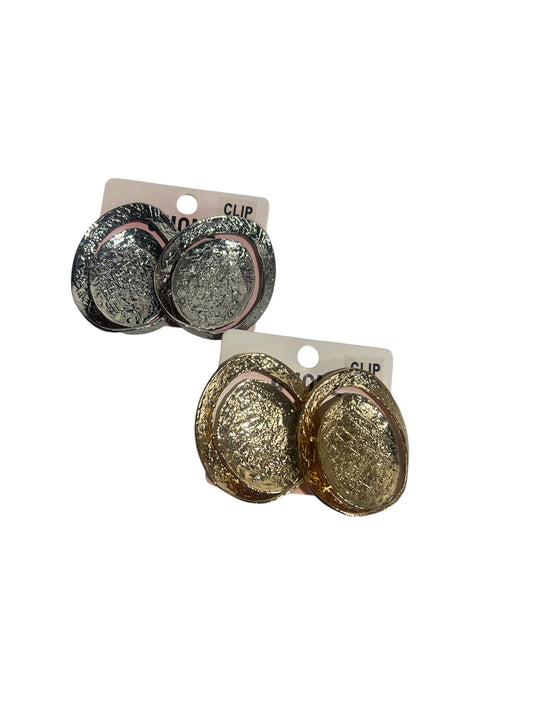 On Cue Clip Earrings (2 colors)