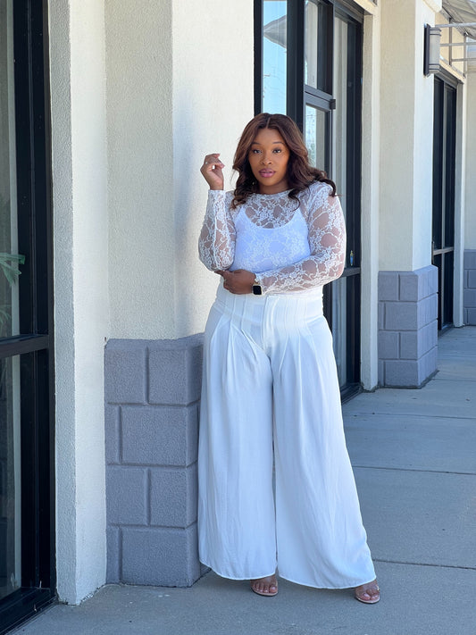 Pleated Bucket Pants Plus (White)