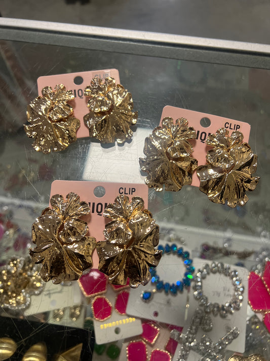 Cluster Claw Clip Earrings