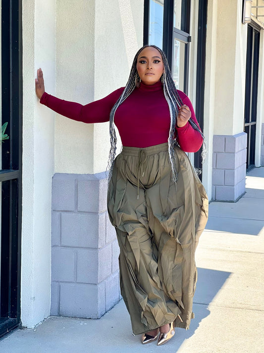 Lady Ruffles Pants Plus-Olive