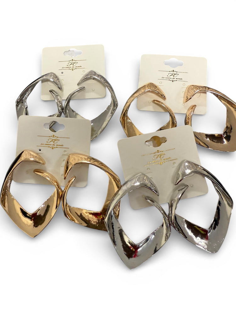 Medium Charm Earrings Alc (2 colors)