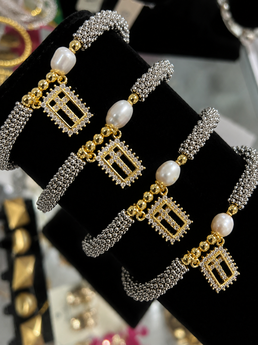 Boxed Cross Bracelet Alc