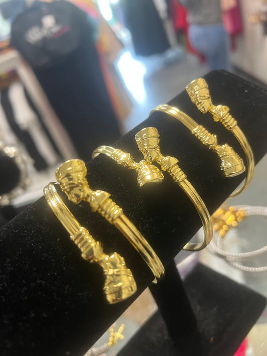 Queen Free Bracelet Alc