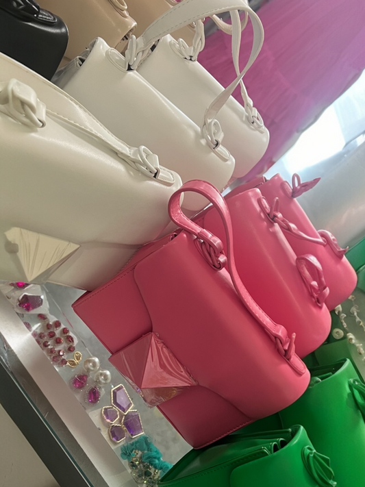Just The Perfect Handbag (4 colors)