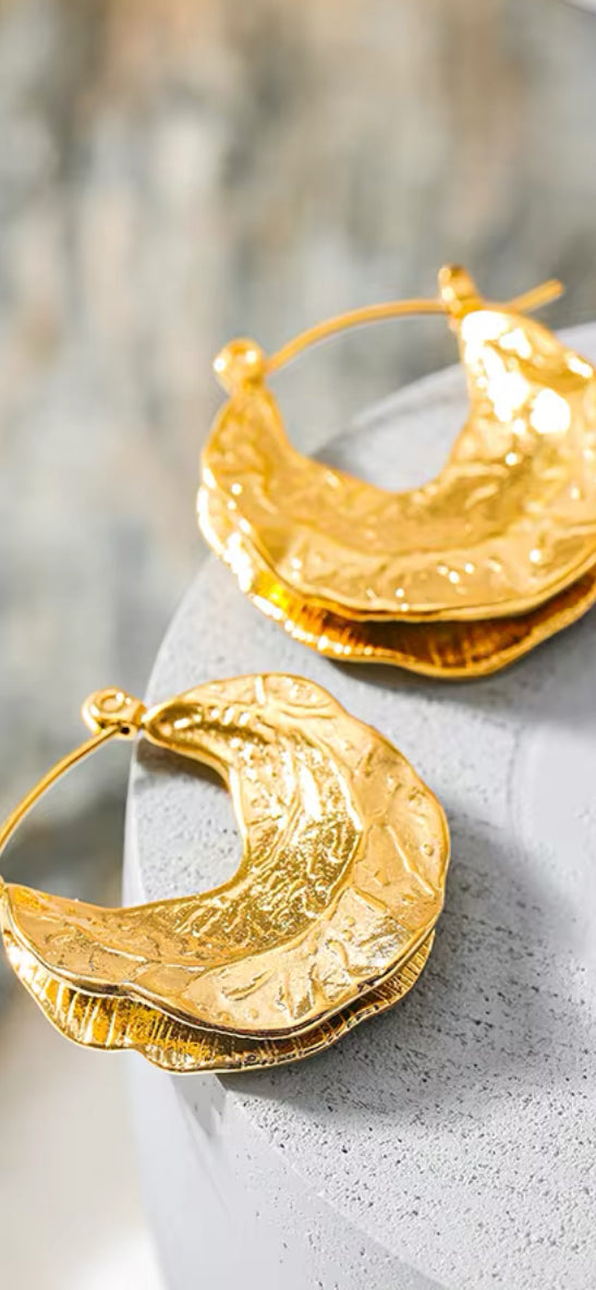 Dainty Hoop Earrings