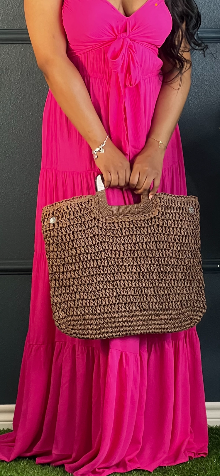 Wooden Handle Straw Handbag-Brown