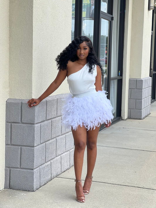 Feather Skirt-White