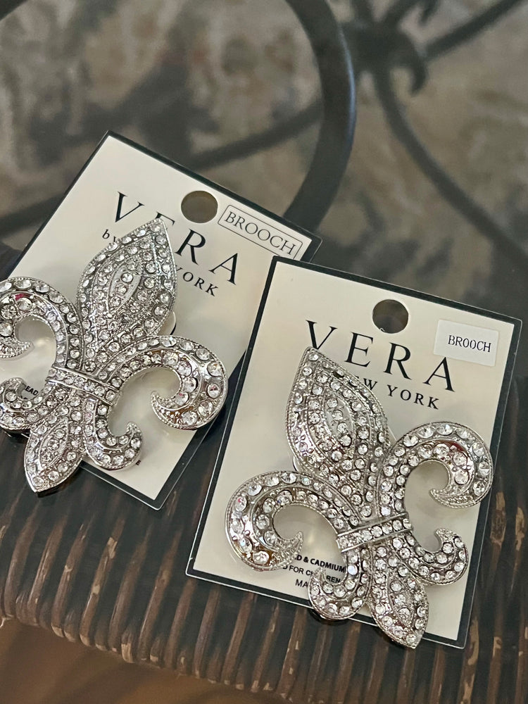 Lady Fleur De Lis Brooch
