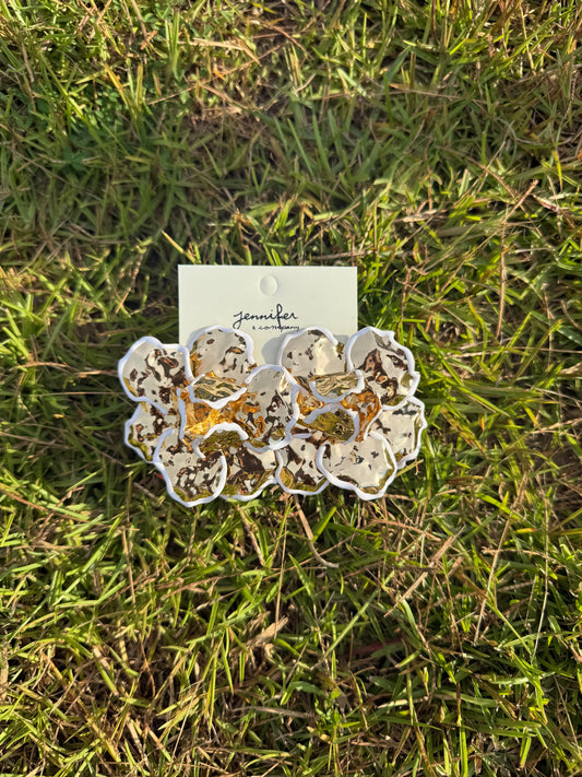 Petal Paradise Earrings Alc (gold/white)