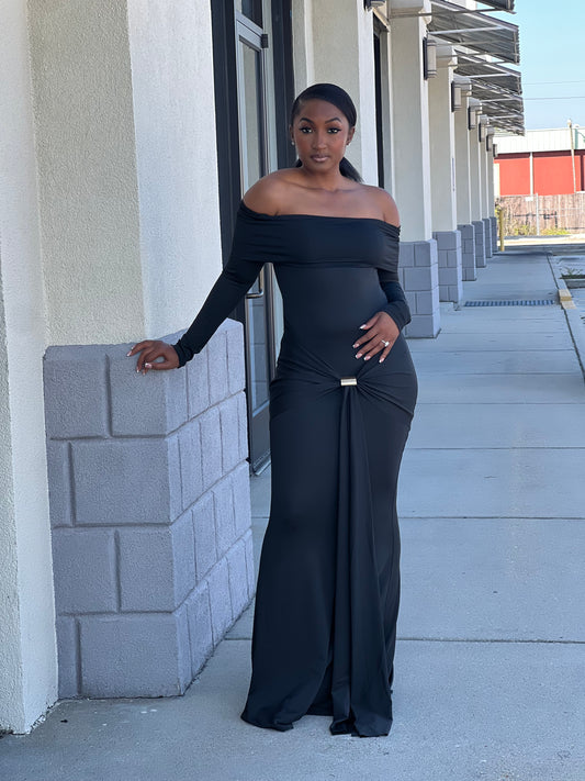 Off The Shoulder Maxi Dress (Black)