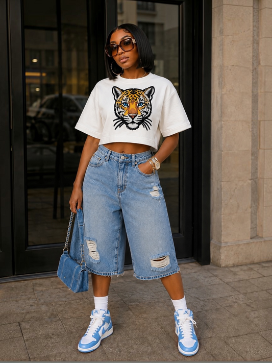 White Cropped Jaguar Patch Sweatshirt Reg/Plus