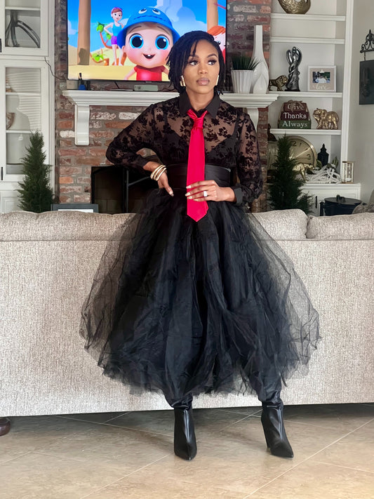 Holiday Tulle Skirt Reg/Plus (Black)