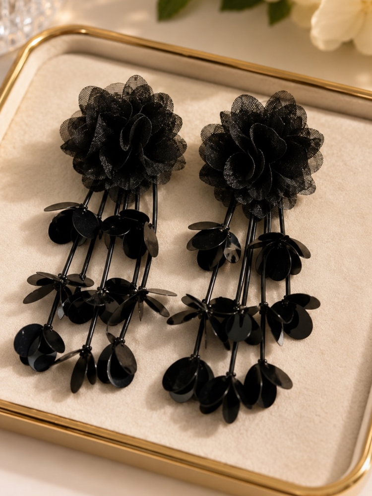 Elegant Fame Earrings