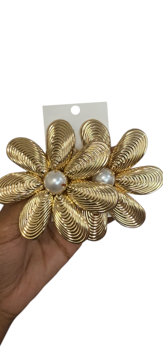 Gold Flower Earrings Alc