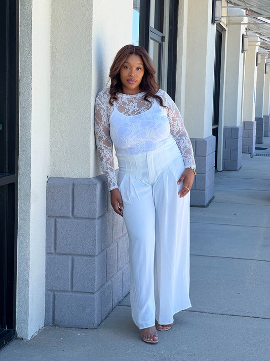 Pleated Bucket Pants Plus (White)
