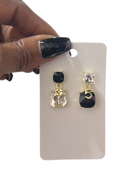 Dainty 5 Earrings