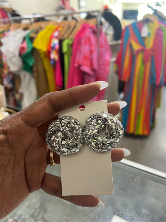 Big Knotted Stud Earrings (5 colors)
