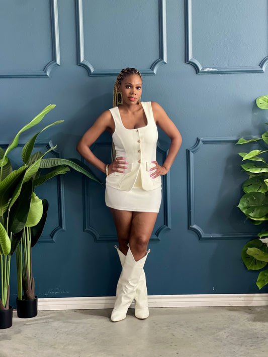 Tia Set-Off White