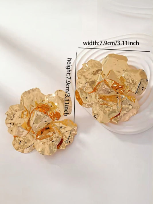 Gold Metal Flower Earrings