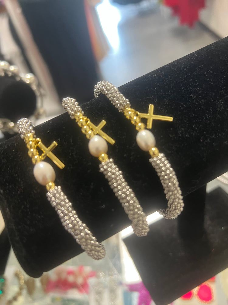 The Cross Bracelet Alc