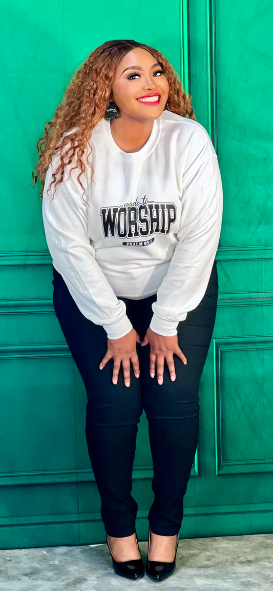 Made To Worship Psalm 95:1 Sweatshirt-White