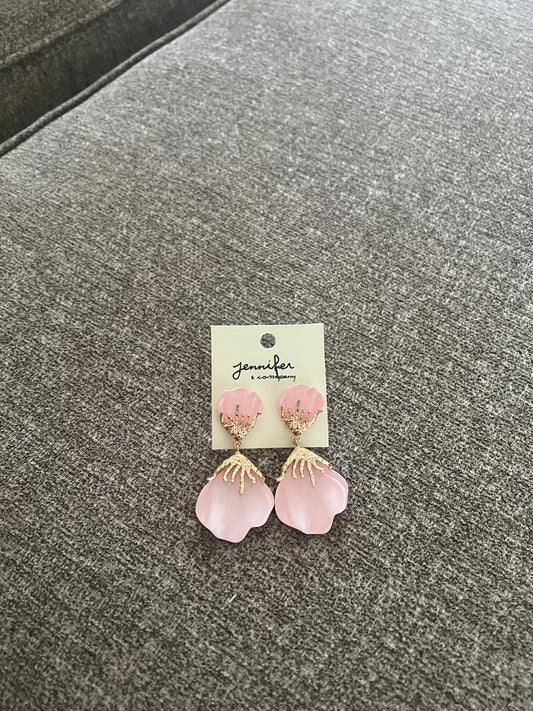 Elegant Shee Earrings-Lt Pink