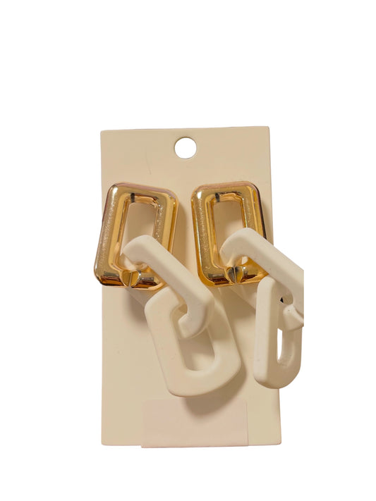 Gold White Link Earrings