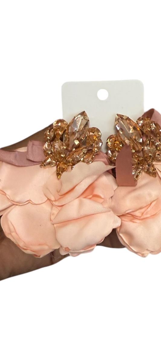 Graceful Blossom Earrings Alc (Blush)