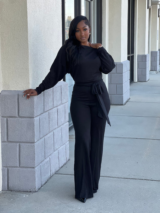 Chic Sassy Jimpsuit-Black
