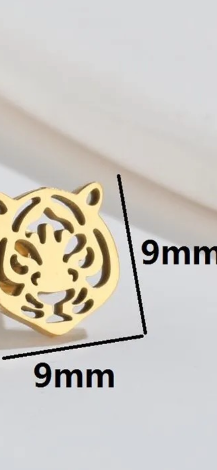 Small Tiger Earrings Gold