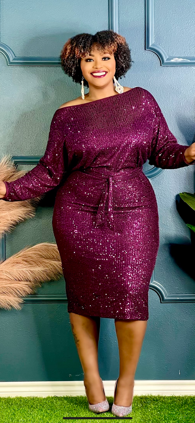 Ingrid’s Holiday Lady Dress Plus-Purple