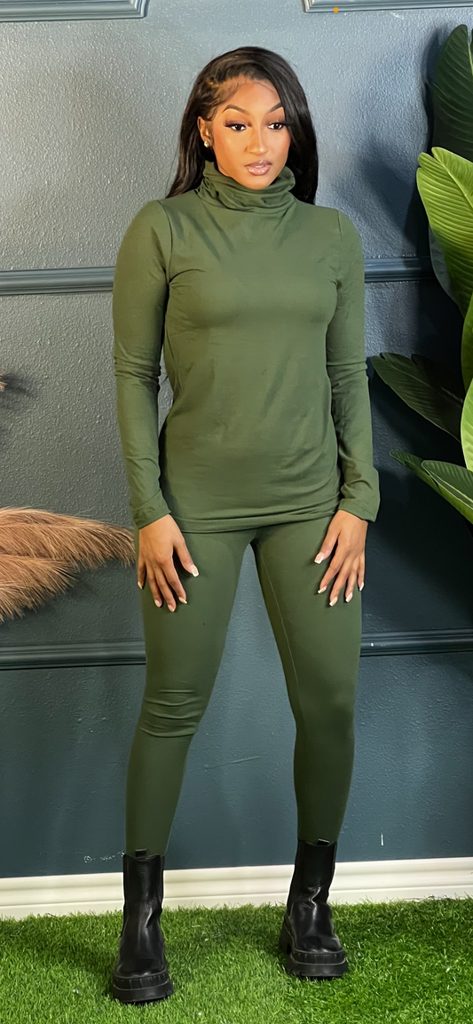 Very Comfy Set Army Green (Online only)
