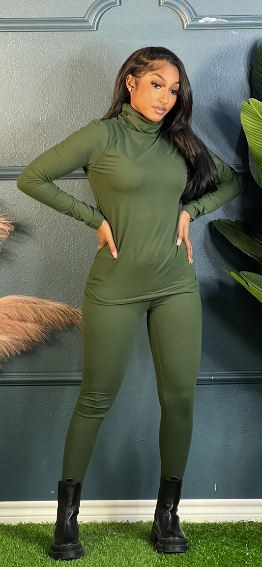 Very Comfy Set Army Green (Online only)